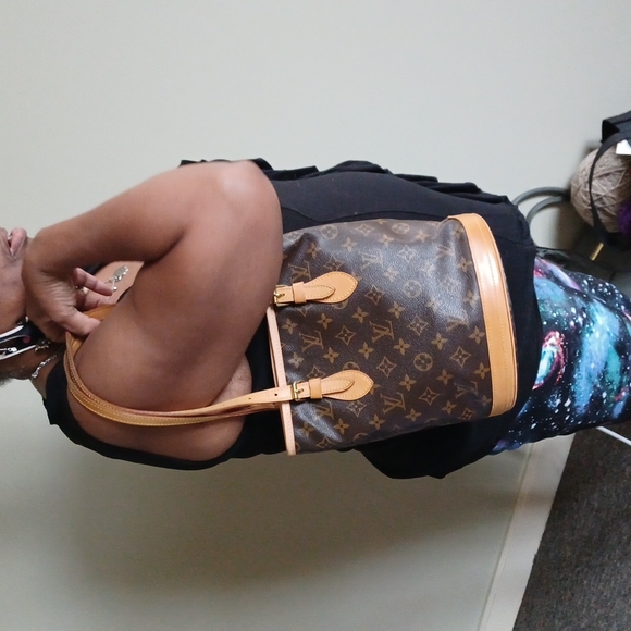 Vintage-LV Petite bag - Picture 9 of 12